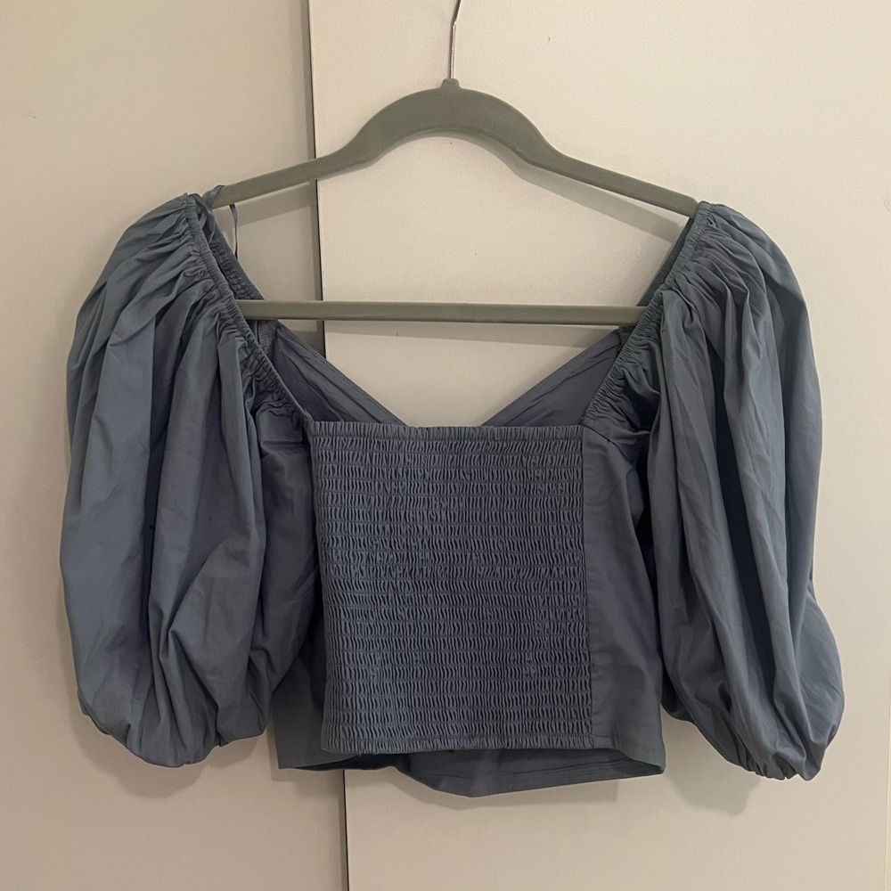 Abercrombie Puff Sleeve Crop Top - Picture 2 of 2